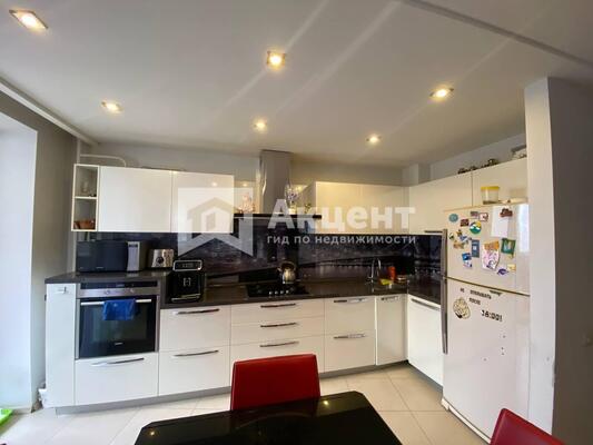 Продам двухкомнатную (2-комн.) квартиру, Революционная ул, 34, Иваново г