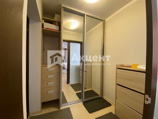 Продам двухкомнатную (2-комн.) квартиру, Революционная ул, 34, Иваново г