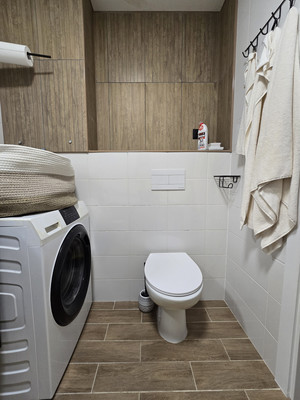 Продам однокомнатную (1-комн.) квартиру, 100 кв-л, 1к3, Москва г