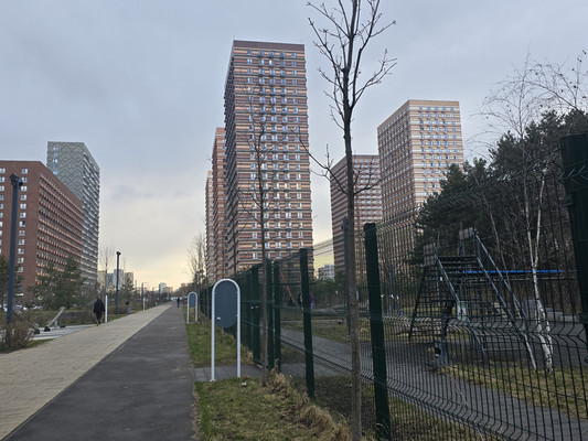 Продам однокомнатную (1-комн.) квартиру, 100 кв-л, 1к3, Москва г