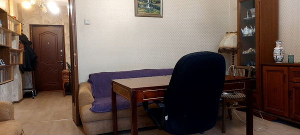 Продам двухкомнатную (2-комн.) квартиру, Флотская ул, 17к1, Москва г