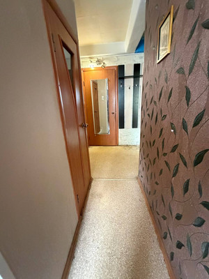 Продам двухкомнатную (2-комн.) квартиру, Трудящихся б-р, 17, Колпино г