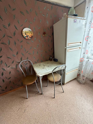 Продам двухкомнатную (2-комн.) квартиру, Трудящихся б-р, 17, Колпино г