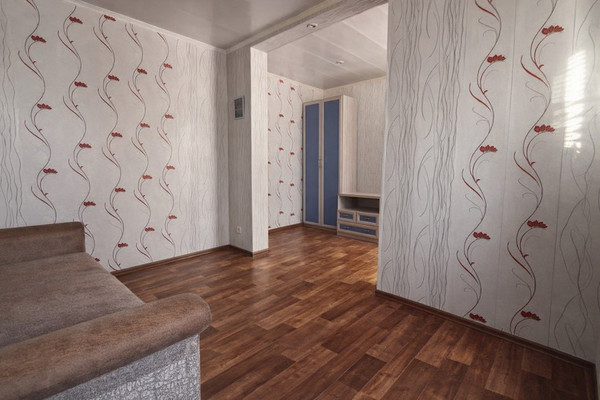 Продам трехкомнатную (3-комн.) квартиру, Сун Ят-Сена ул, 64а, Астрахань г