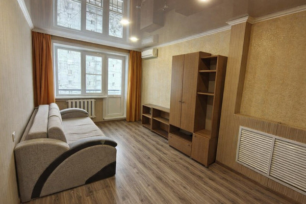 Продам однокомнатную (1-комн.) квартиру, Валерии Барсовой ул, 12к2, Астрахань г