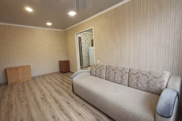 Продам однокомнатную (1-комн.) квартиру, Валерии Барсовой ул, 12к2, Астрахань г