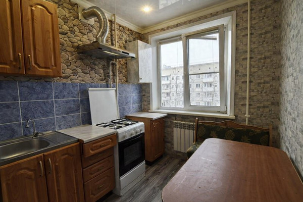 Продам однокомнатную (1-комн.) квартиру, Валерии Барсовой ул, 12к2, Астрахань г