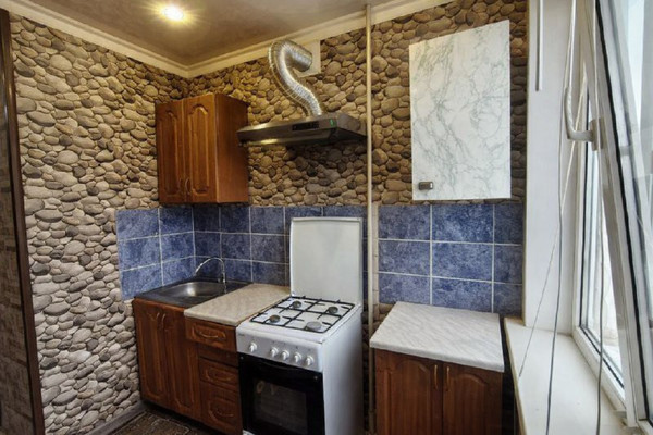 Продам однокомнатную (1-комн.) квартиру, Валерии Барсовой ул, 12к2, Астрахань г