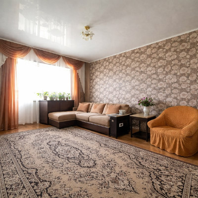 Продам трехкомнатную (3-комн.) квартиру, Куликова ул, 75, Астрахань г