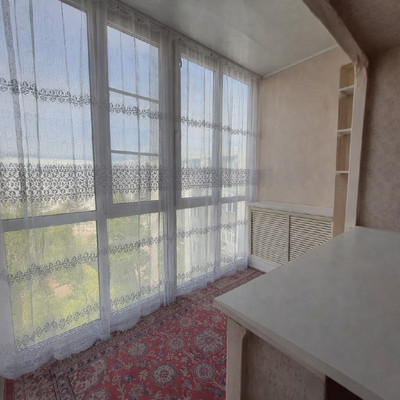 Продам трехкомнатную (3-комн.) квартиру, Куликова ул, 75, Астрахань г