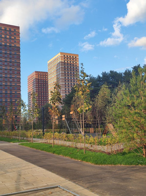 Продам однокомнатную (1-комн.) квартиру, 100 кв-л, 1к3, Москва г