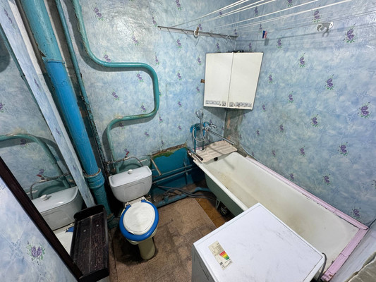 Продам двухкомнатную (2-комн.) квартиру, Комсомольская ул, 71, Комсомольск-на-Амуре г