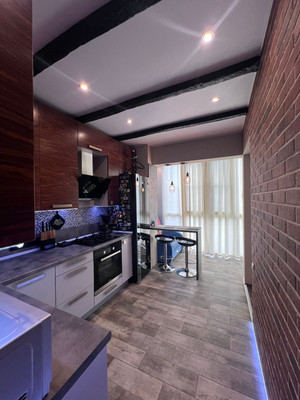 Продам однокомнатную (1-комн.) квартиру, Калараша ул, 37, Туапсе г