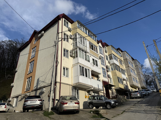 Продам однокомнатную (1-комн.) квартиру, Калараша ул, 37, Туапсе г