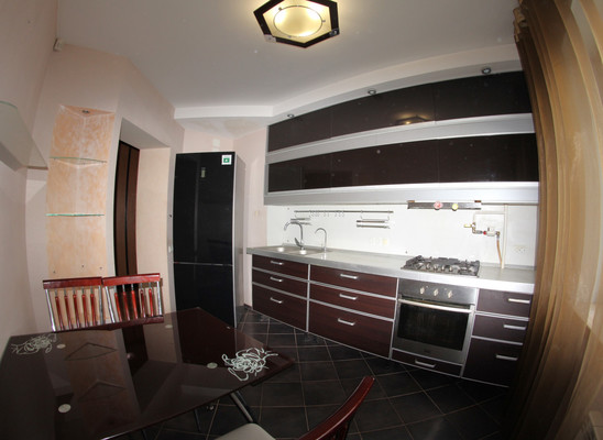 Продам трехкомнатную (3-комн.) квартиру, Елькина ул, 3, Пермь г