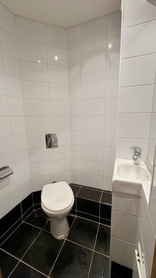 Продам трехкомнатную (3-комн.) квартиру, Елькина ул, 3, Пермь г