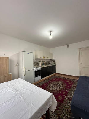 Сдам двухкомнатную (2-комн.) квартиру, им. Генерала Трошева Г.Н. ул, 35, Краснодар г