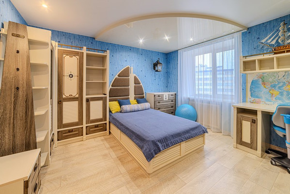 Продам многокомнатную квартиру, Олимпийская ул, 15, Засечное с