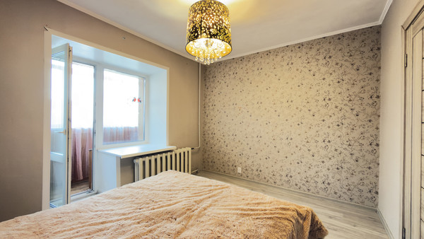 Продам двухкомнатную (2-комн.) квартиру, Советская ул, 1, Сыктывкар г