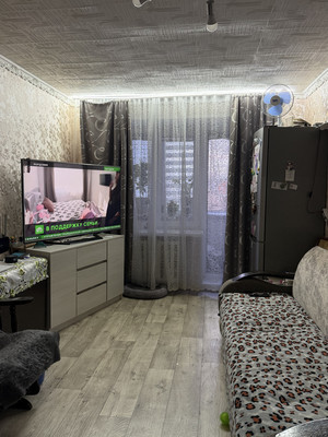 Продам двухкомнатную (2-комн.) квартиру, 21-й мкр, 12, Октябрьский г