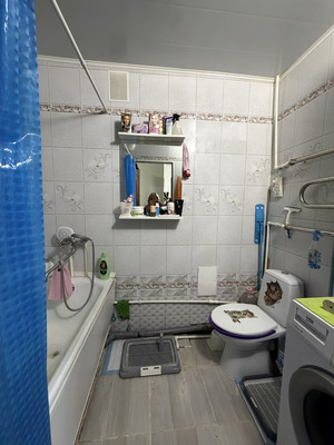 Продам двухкомнатную (2-комн.) квартиру, 21-й мкр, 12, Октябрьский г