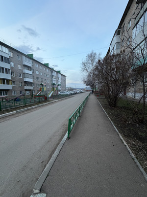 Продам двухкомнатную (2-комн.) квартиру, 21-й мкр, 12, Октябрьский г