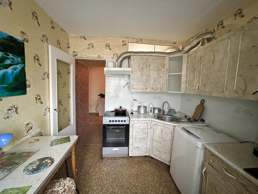 Продам двухкомнатную (2-комн.) квартиру, Ленина ул, 16, Дунай п