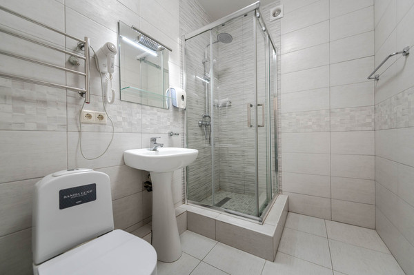 Продам коммерческое помещение 1 323,9 м2, Ленинградское ш, 303ка, Москва г