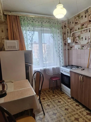 Продам однокомнатную (1-комн.) квартиру, Новороссийская ул, 94, Армавир г