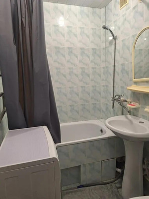 Продам однокомнатную (1-комн.) квартиру, Новороссийская ул, 94, Армавир г