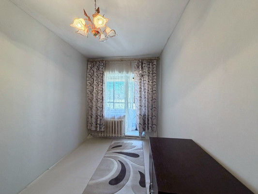 Продам трехкомнатную (3-комн.) квартиру, Ленина ул, 1, Костомукша г