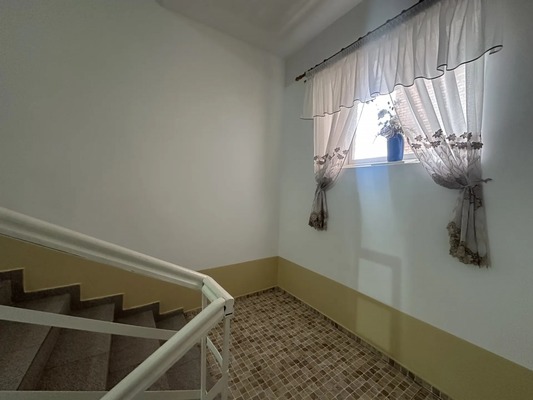Продам многокомнатную квартиру, Комсомольская ул, 105, Армавир г