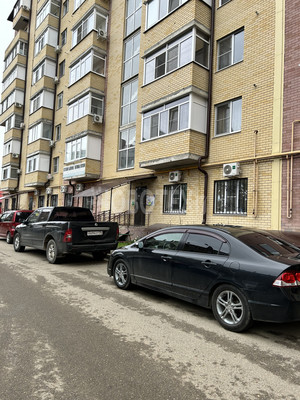 Продам однокомнатную (1-комн.) квартиру, Ярославского ул, 100Б, Горячий Ключ г