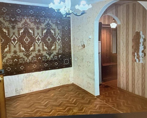 Продам двухкомнатную (2-комн.) квартиру, Новороссийская ул, 153, Армавир г