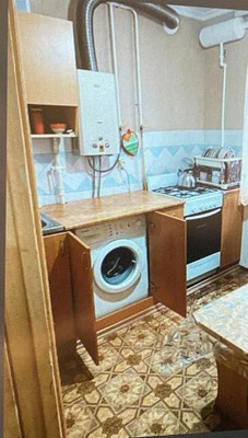 Продам двухкомнатную (2-комн.) квартиру, Новороссийская ул, 153, Армавир г