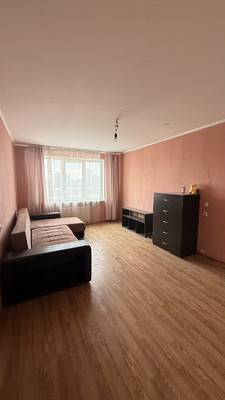 Продам двухкомнатную (2-комн.) квартиру, им. Репина проезд, 40, Краснодар г