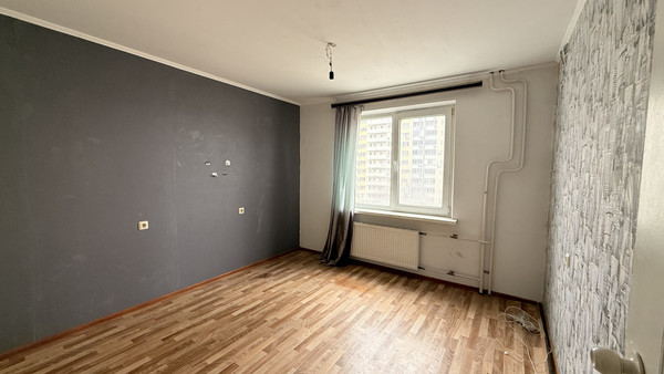 Продам двухкомнатную (2-комн.) квартиру, им. Репина проезд, 40, Краснодар г