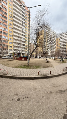 Продам двухкомнатную (2-комн.) квартиру, им. Репина проезд, 40, Краснодар г