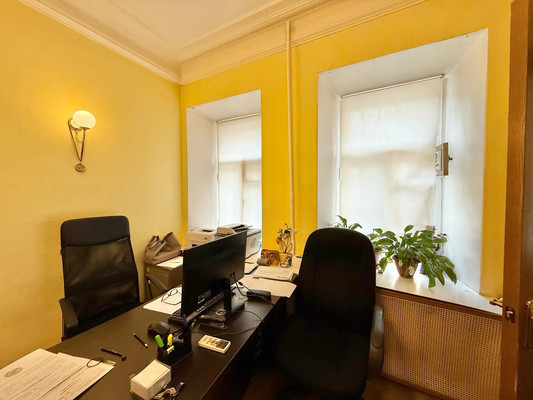 Продам трехкомнатную (3-комн.) квартиру, Пушкарёв пер, 20/17, Москва г