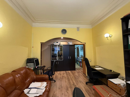 Продам трехкомнатную (3-комн.) квартиру, Пушкарёв пер, 20/17, Москва г