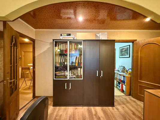 Продам трехкомнатную (3-комн.) квартиру, Пушкарёв пер, 20/17, Москва г