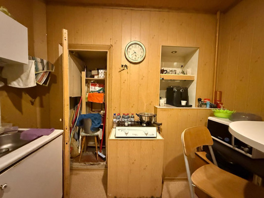 Продам трехкомнатную (3-комн.) квартиру, Пушкарёв пер, 20/17, Москва г