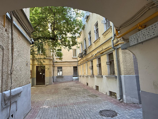 Продам трехкомнатную (3-комн.) квартиру, Пушкарёв пер, 20/17, Москва г