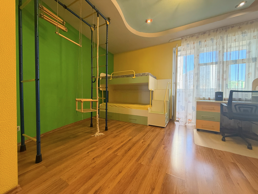 Продам трехкомнатную (3-комн.) квартиру, Коминтерна ул, 127, Нижний Новгород г