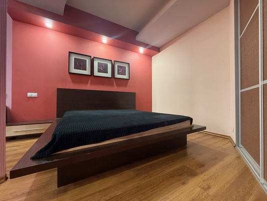 Продам трехкомнатную (3-комн.) квартиру, Коминтерна ул, 127, Нижний Новгород г
