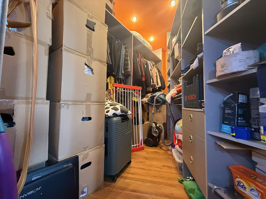 Продам трехкомнатную (3-комн.) квартиру, Коминтерна ул, 127, Нижний Новгород г