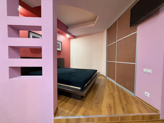 Продам трехкомнатную (3-комн.) квартиру, Коминтерна ул, 127, Нижний Новгород г