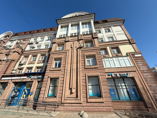 Продам трехкомнатную (3-комн.) квартиру, Коминтерна ул, 127, Нижний Новгород г