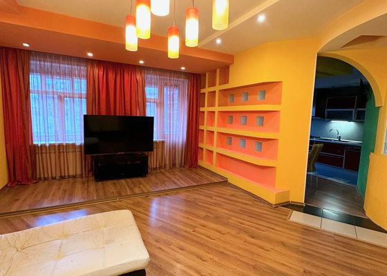 Продам трехкомнатную (3-комн.) квартиру, Коминтерна ул, 127, Нижний Новгород г