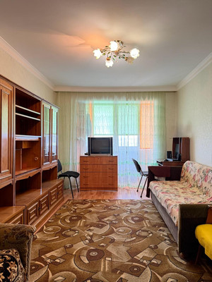 Продам однокомнатную (1-комн.) квартиру, Калмыкова ул, 233, Вольный Аул кп